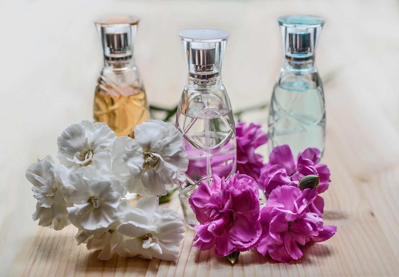 عطر لیلیوم دیجی کالا؛ آیا این عطرها اصل هستند بررسی کامل + نقد و بررسی