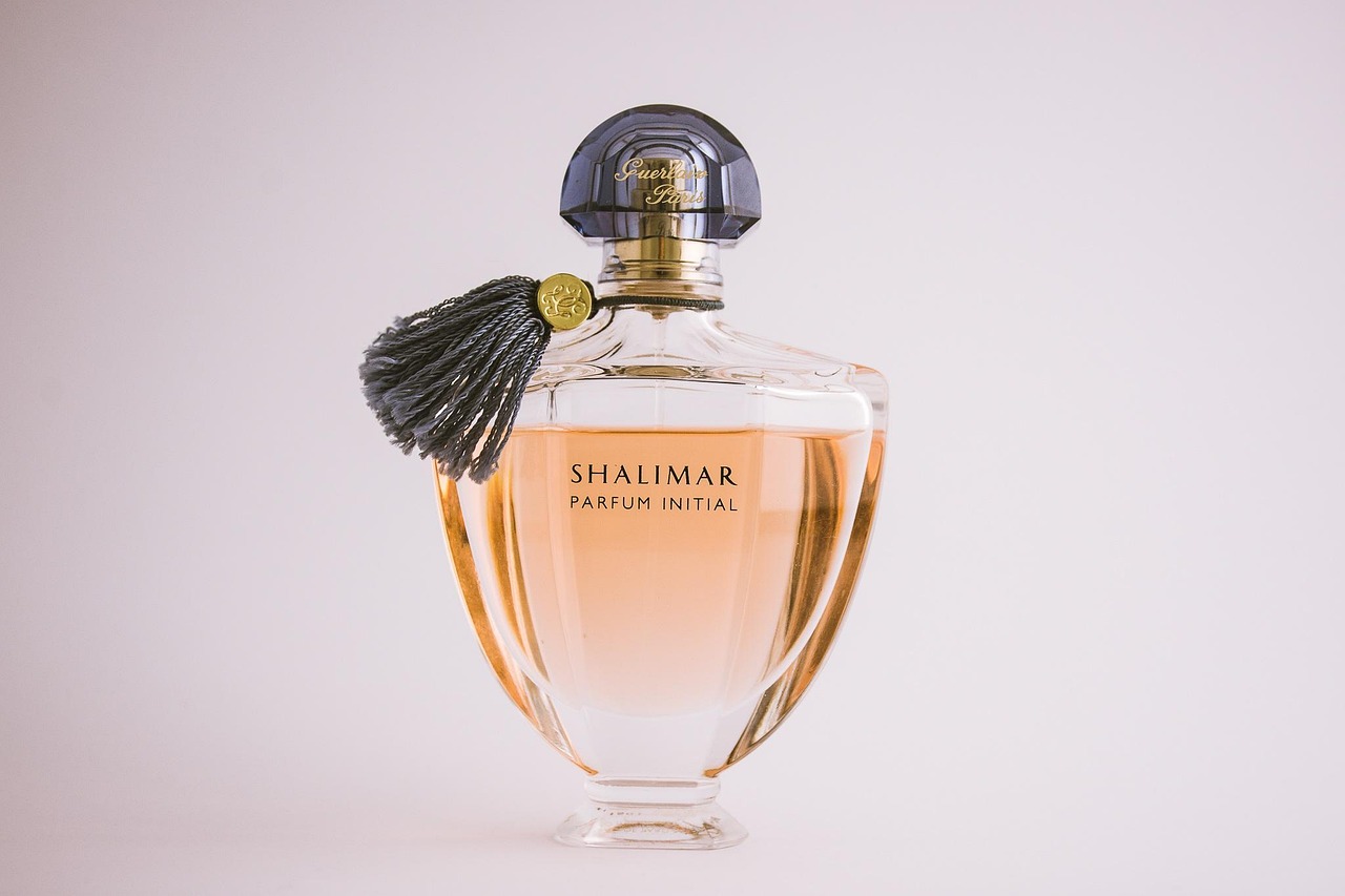 ظرف عطر خالی را از کجا بخریم که هم ارزان و هم باکیفیت باشد