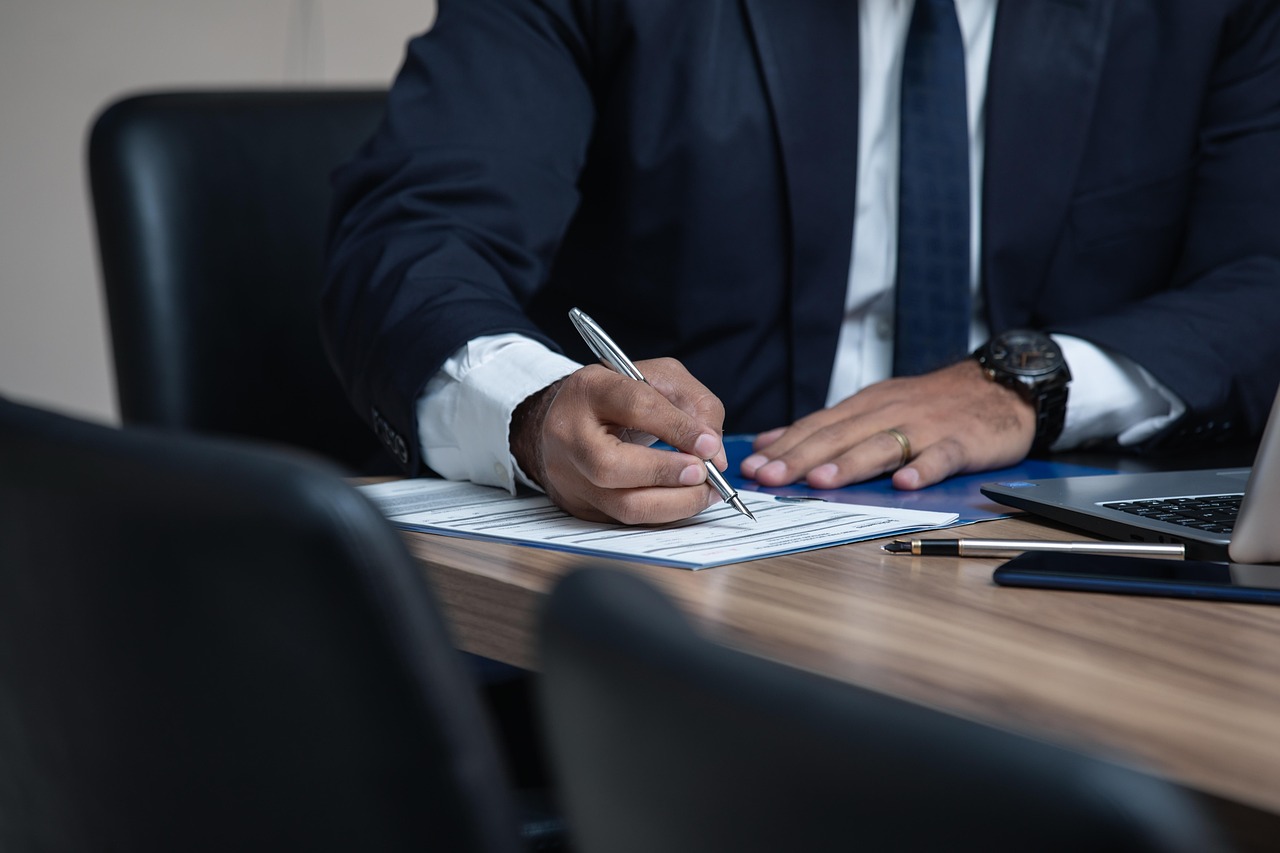 وکیل تهرانپارس