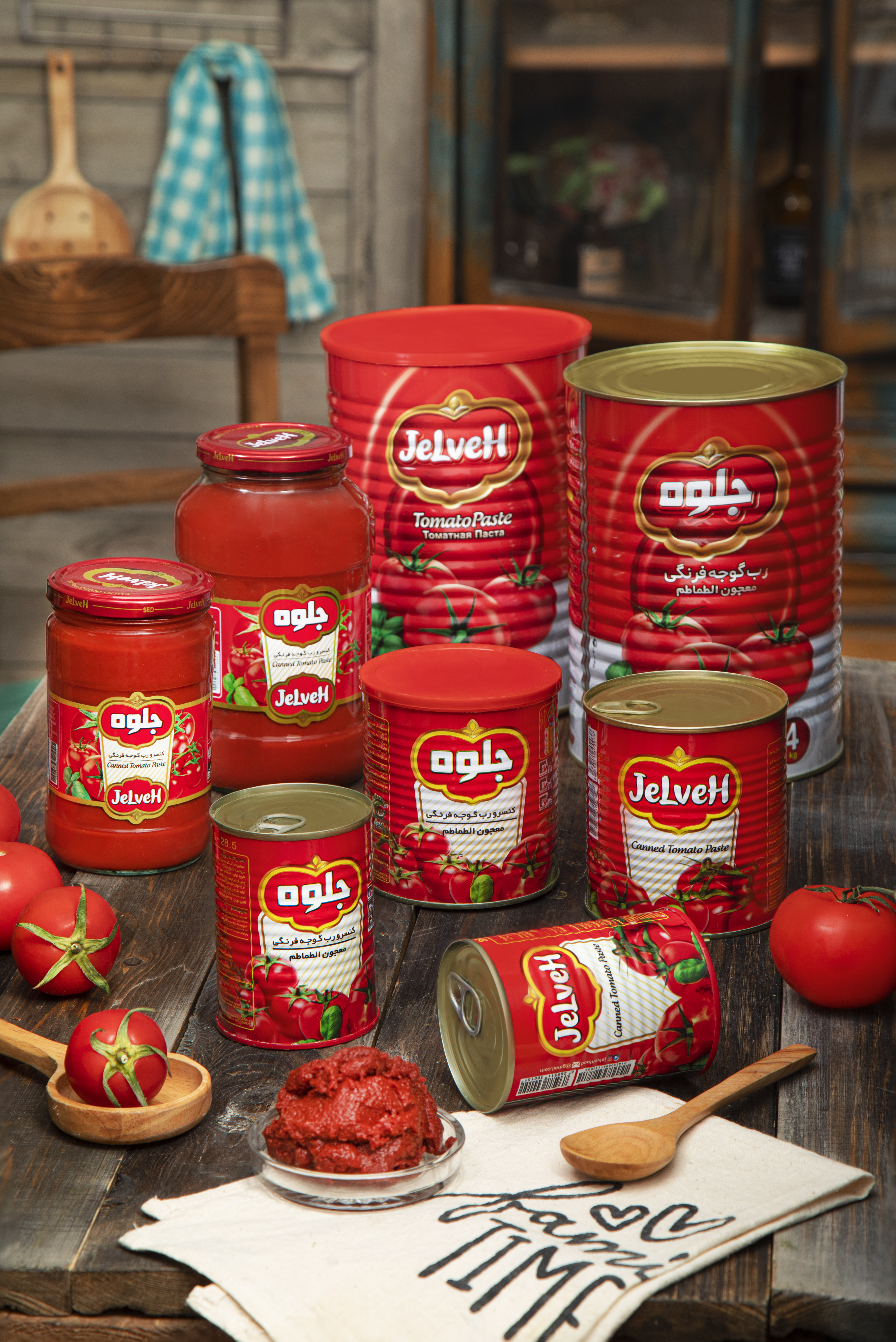 تولید , فروش و صادرات انواع رب گوجه فرنگی جلوه